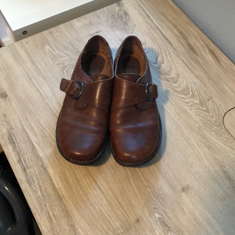 Leather shoes